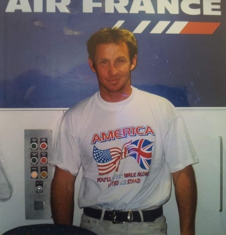Mark in New York three weeks after the Twin Towers and Building 7 went down
