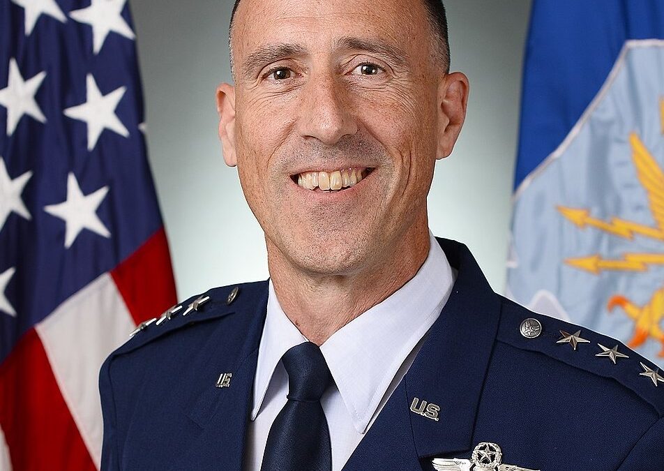 Lt General (R) Leonard Kosinski